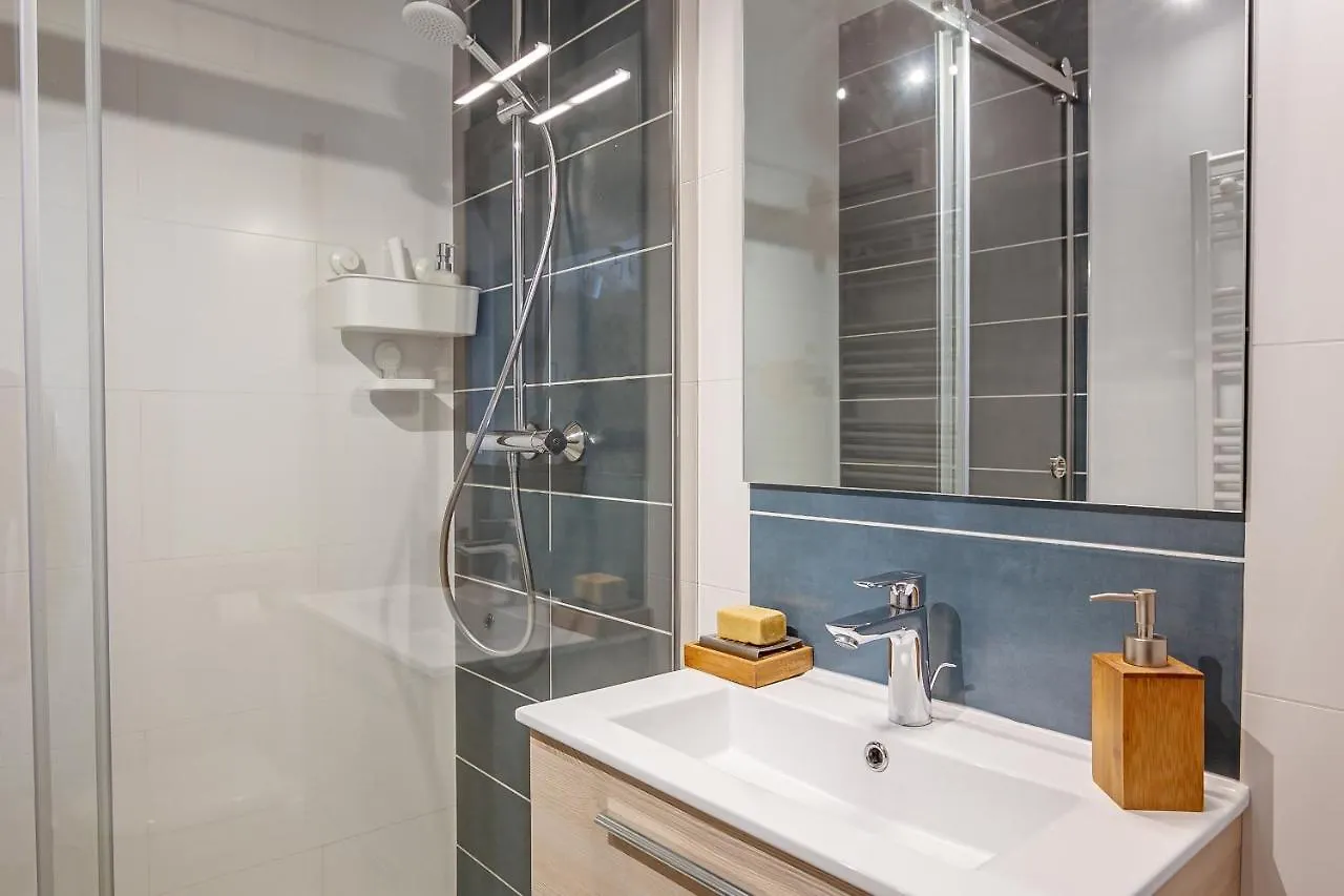 Les Grands Pins - Plage Du Val A 80 M - St Malo Rotheneuf Saint-Malo Apartment